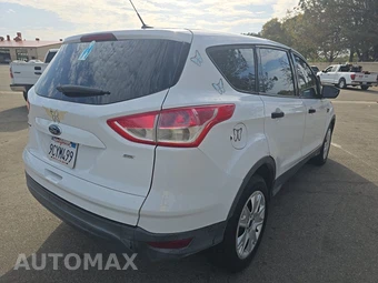 2014 Ford Escape S - miniatura 4