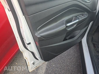 2014 Ford Escape SE – miniatura 9
