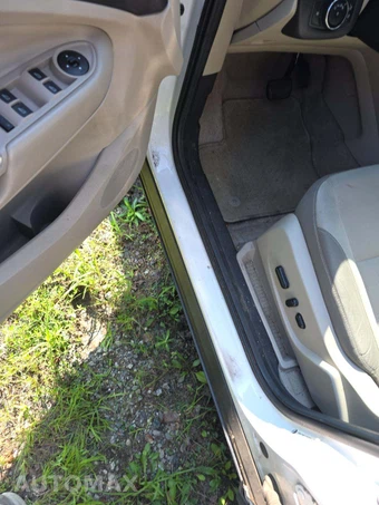 2014 Ford Escape SE – miniatura 2