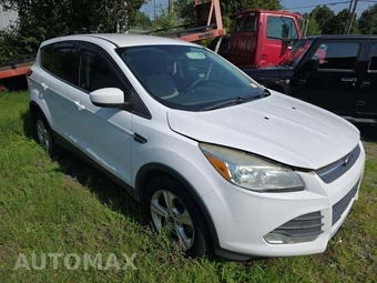 2014 Ford Escape SE – miniatura 4