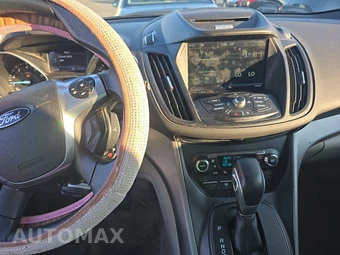 2014 Ford Escape SE – miniatura 11