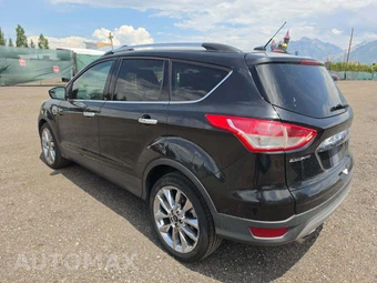 2014 Ford Escape SE – miniatura 2