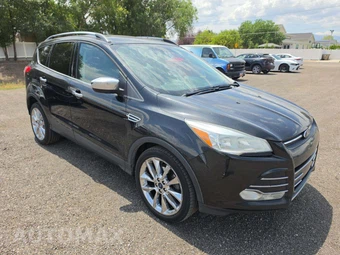 2014 Ford Escape SE – miniatura 4