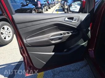 2014 Ford Escape SE – miniatura 15