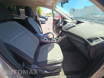 2014 Ford Escape SE – miniatura 15