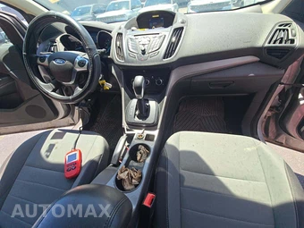 2014 Ford Escape SE – miniatura 16