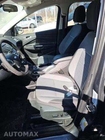 2014 Ford Escape SE – miniatura 6