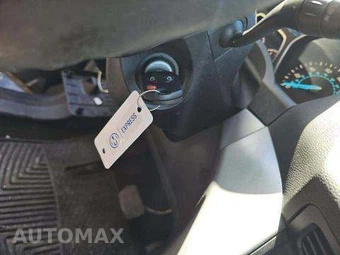 2014 Ford Escape SE – miniatura 8