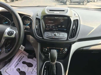 2014 Ford Escape SE - miniatura 7