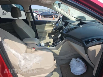 2014 Ford Escape SE - miniatura 8