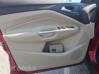 2014 Ford Escape SE - miniatura 9