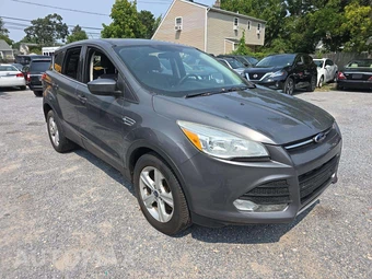 2014 Ford Escape SE - miniatura 4