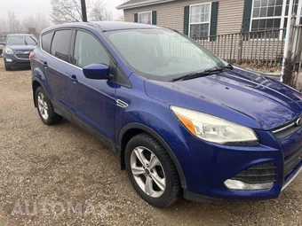 2014 Ford Escape SE - miniatura 4