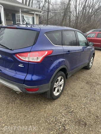 2014 Ford Escape SE - miniatura 6