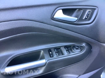 2014 Ford Escape SE - miniatura 12