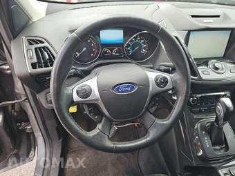 2014 Ford Escape Titanium – miniatura 10