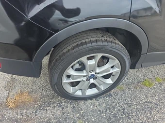 2014 Ford Escape Titanium – miniatura 10