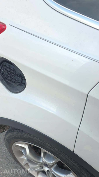 2014 Ford Escape Titanium – miniatura 23