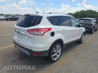 2014 Ford Escape Titanium – miniatura 4