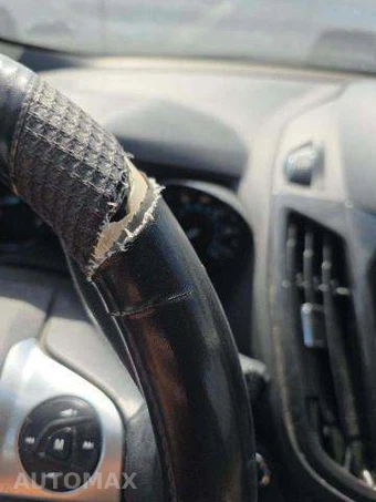 2014 Ford Escape Titanium – miniatura 23