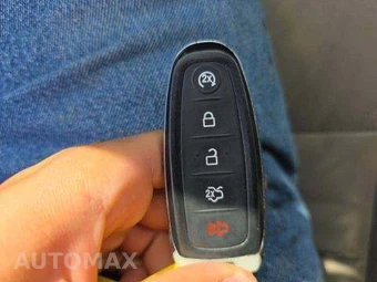 2014 Ford Escape Titanium – miniatura 8