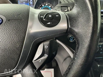 2014 Ford Escape Titanium - miniatura 16