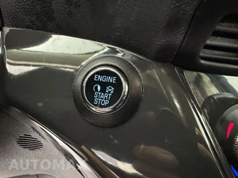 2014 Ford Escape Titanium - miniatura 17