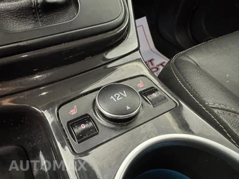 2014 Ford Escape Titanium - miniatura 22