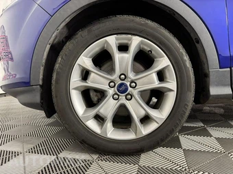 2014 Ford Escape Titanium - miniatura 42