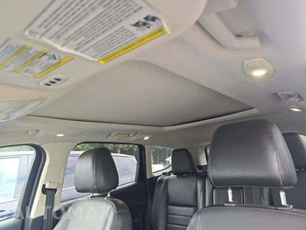 2014 Ford Escape Titanium – miniatura 11