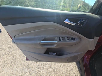 2014 Ford Escape Titanium - miniatura 9