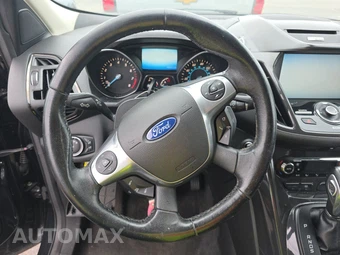 2014 Ford Escape Titanium – miniatura 10