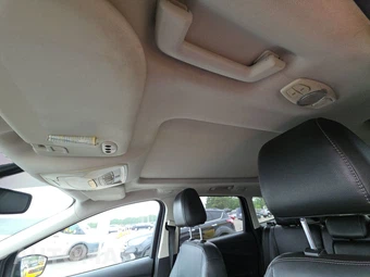 2014 Ford Escape Titanium – miniatura 17