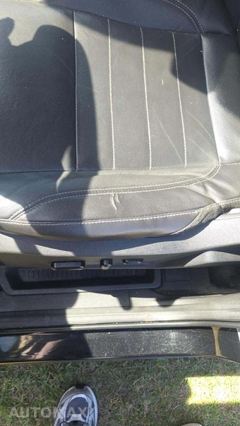 2014 Ford Escape Titanium – miniatura 20