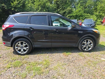 2014 Ford Escape Titanium – miniatura 4