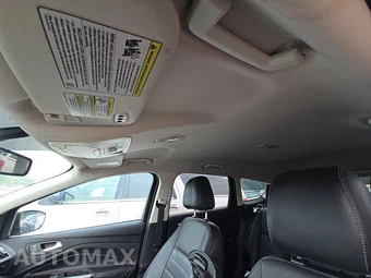 2014 Ford Escape Titanium - miniatura 17