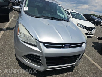 2014 Ford Escape Titanium – miniatura 2