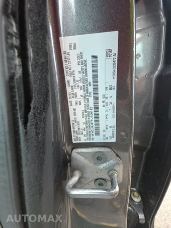 2014 Ford Escape Titanium – miniatura 14