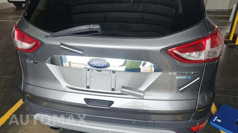 2014 Ford Escape Titanium – miniatura 19