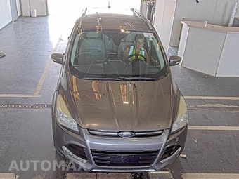 2014 Ford Escape Titanium – miniatura 2