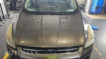 2014 Ford Escape Titanium – miniatura 38