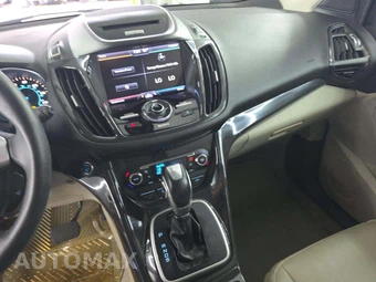 2014 Ford Escape Titanium – miniatura 10