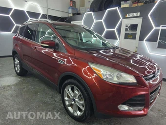 2014 Ford Escape Titanium – miniatura 4