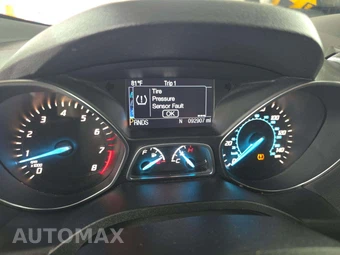 2014 Ford Escape Titanium – miniatura 9