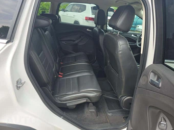 2014 Ford Escape Titanium – miniatura 13