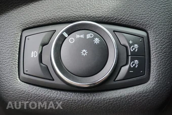 2014 Ford Escape Titanium – miniatura 24