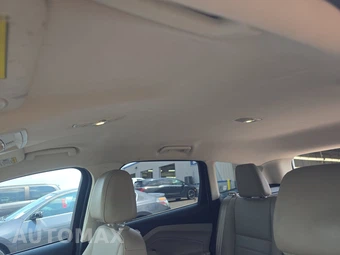 2014 Ford Escape Titanium – miniatura 17