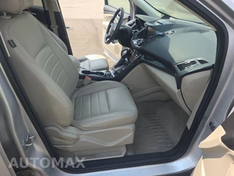 2014 Ford Escape Titanium – miniatura 8
