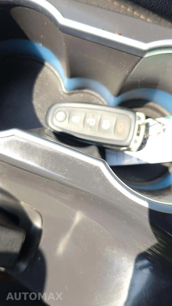 2014 Ford Escape Titanium – miniatura 20