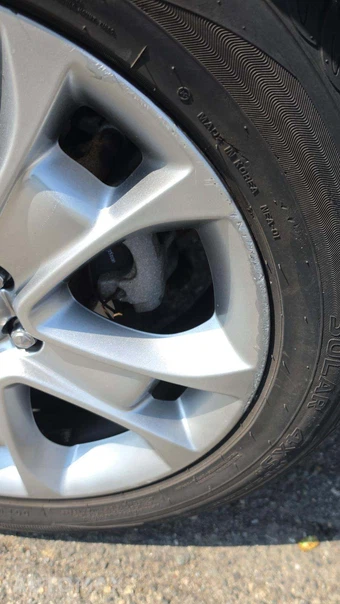 2014 Ford Escape Titanium – miniatura 21